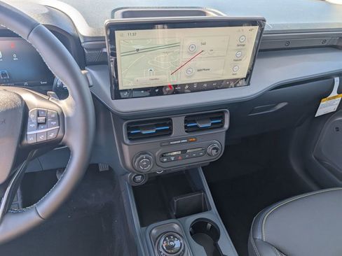 New 2026 Ford Maverick Lobo AWD/4WD image 35