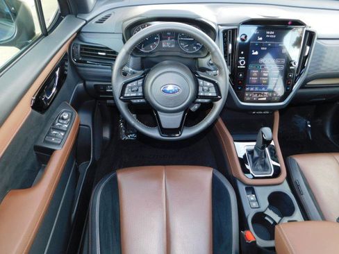 Used 2025 Subaru Forester Touring image 13