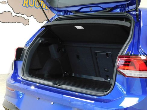 Used 2025 Volkswagen Golf R Black Edition image 87