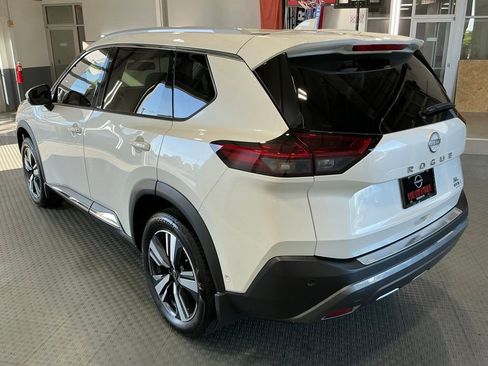 Used 2023 Nissan Rogue SL w/ SL Premium Package FWD image 25