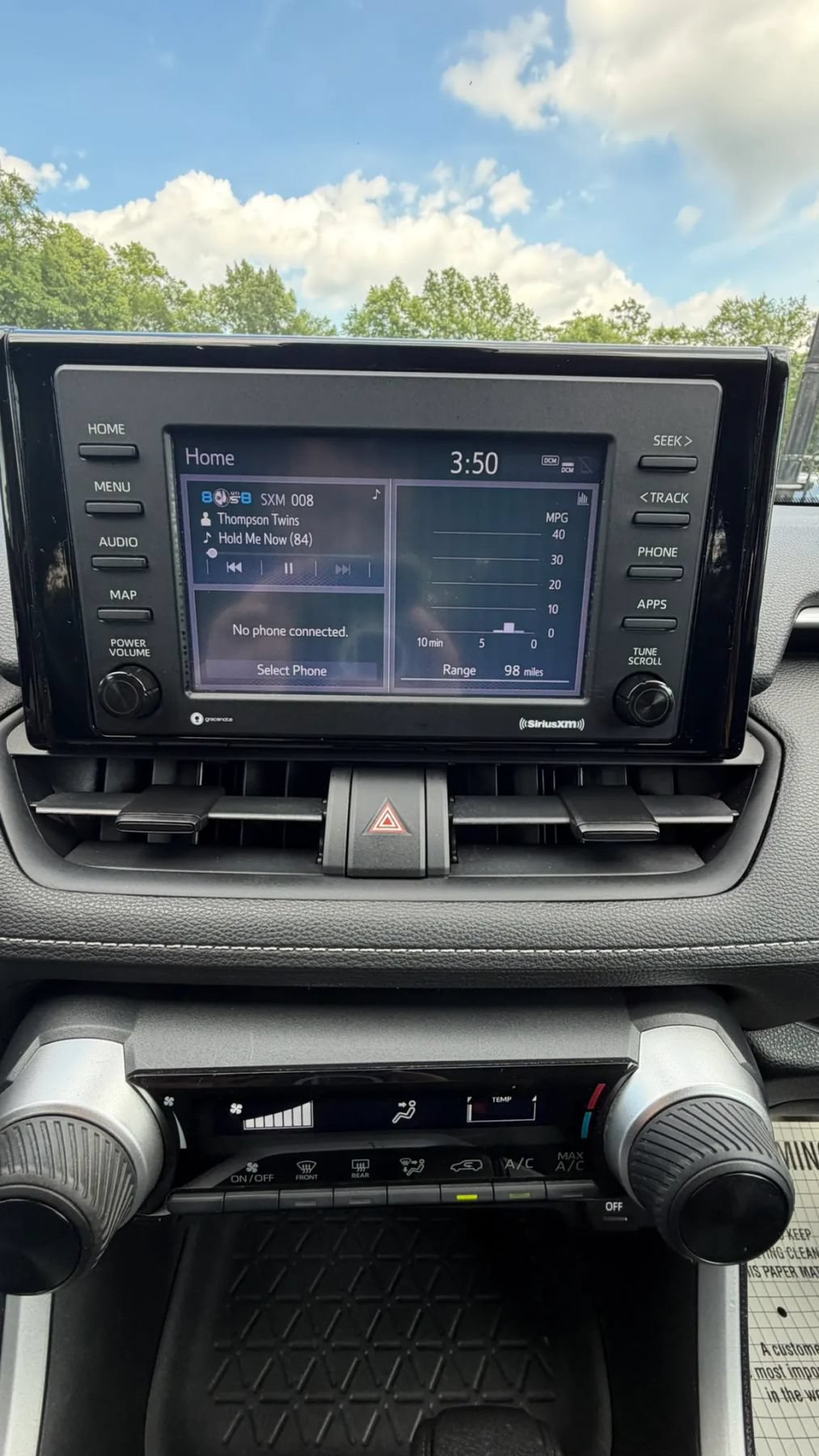 Used 2021 Toyota RAV4 LE AWD/4WD image 25