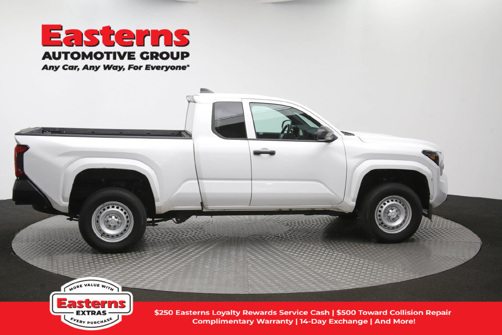 Used 2024 Toyota Tacoma SR RWD image 41