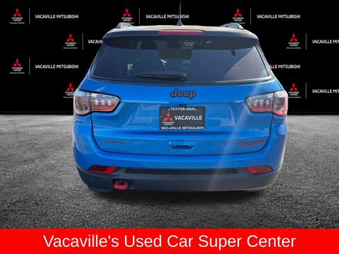Used 2025 Jeep Compass Trailhawk AWD/4WD image 5