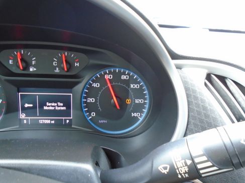 Used 2017 Chevrolet Malibu LS FWD image 13