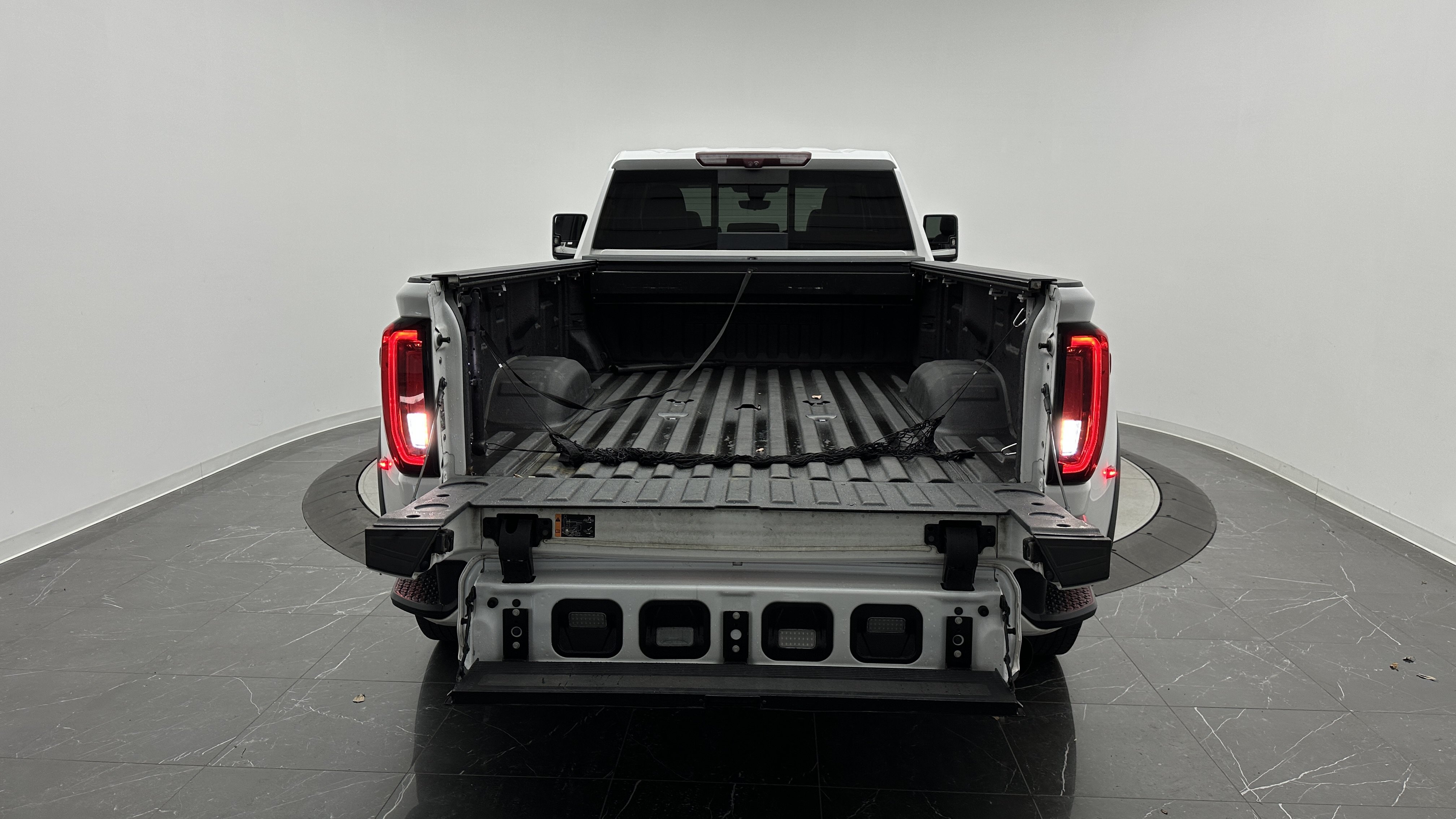 Used 2022 GMC Sierra 3500 Denali w/ Denali Ultimate Package AWD/4WD image 29