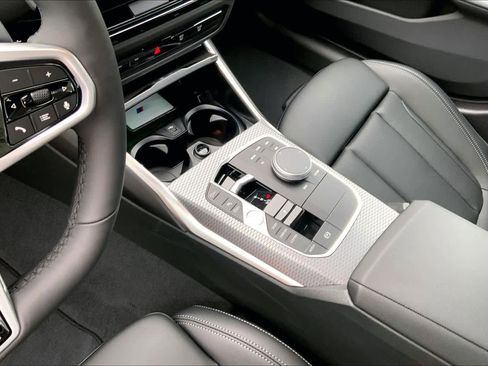 New 2026 BMW 330i Sedan w/ M Sport Package image 7