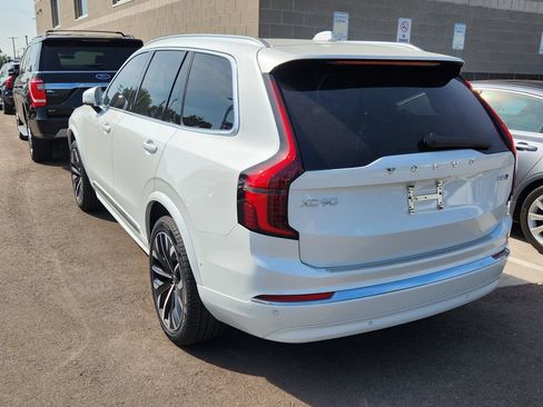 Used 2025 Volvo XC90 B5 Plus w/ Protection Package Premier AWD/4WD image 8
