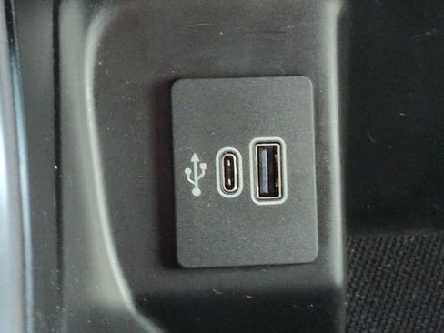 Certified 2025 Ford F150 Tremor w/ Tow/Haul Package AWD/4WD image 13