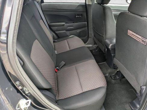 Used 2017 Mitsubishi Outlander Sport ES AWD/4WD image 18
