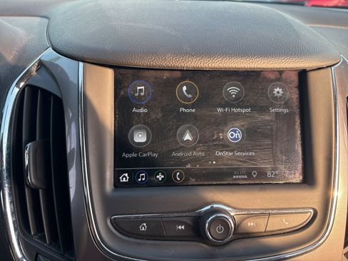 Used 2019 Chevrolet Cruze LT FWD image 3