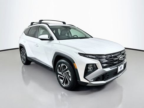 New 2026 Hyundai Tucson SEL Plus FWD image 3