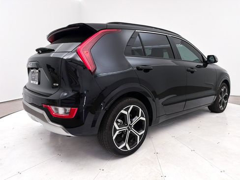 Certified 2024 Kia Niro EX Touring image 16