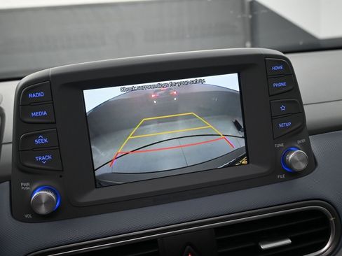 Used 2020 Hyundai Kona Limited image 14