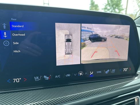 Used 2024 Chevrolet Traverse RS image 30