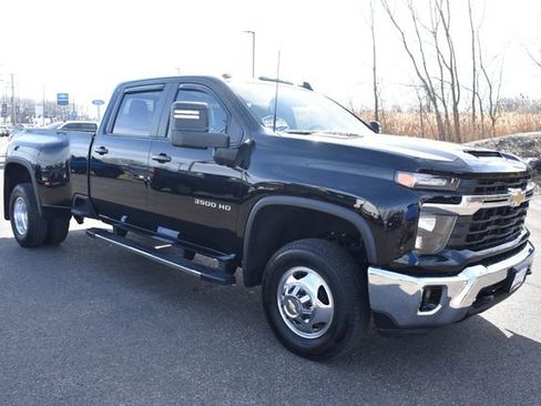 Certified 2024 Chevrolet Silverado 3500 LT w/ All Star Edition image 11