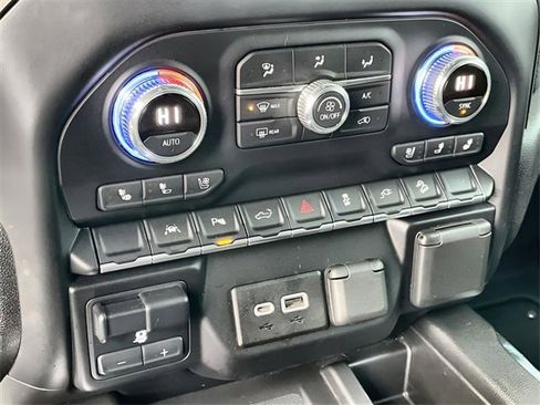 Used 2022 GMC Sierra 1500 AT4 w/ AT4 Premium Package image 19
