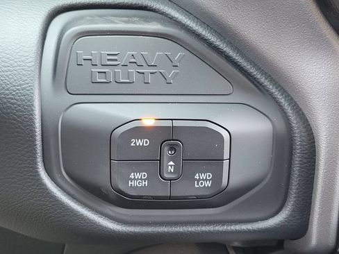New 2026 RAM 2500 Big Horn AWD/4WD image 14