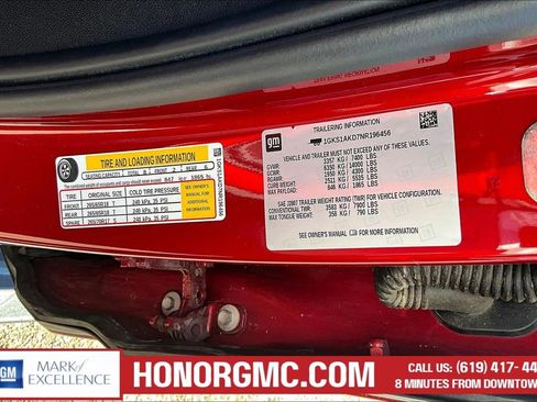Used 2022 GMC Yukon SLE w/ Gmc Pro Safety Plus Package image 18