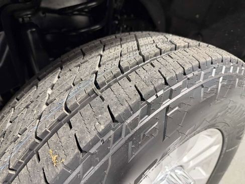 Used 2019 Ford F250 XLT image 3