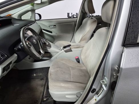 Used 2013 Toyota Prius Three w/ Solar Roof Pkg FWD image 9