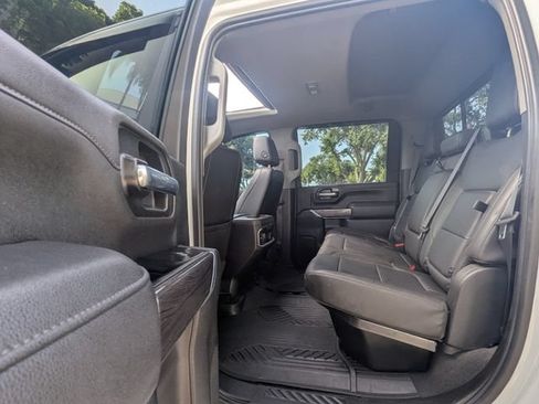 Used 2022 Chevrolet Silverado 2500 LTZ w/ LTZ Plus Package AWD/4WD image 28