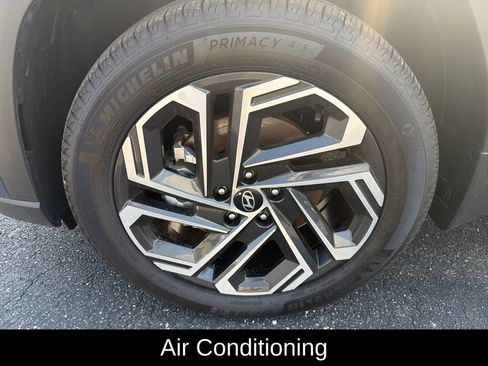 Certified 2026 Hyundai Tucson Limited AWD/4WD image 9
