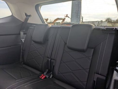 New 2026 Volkswagen Atlas SE FWD image 14