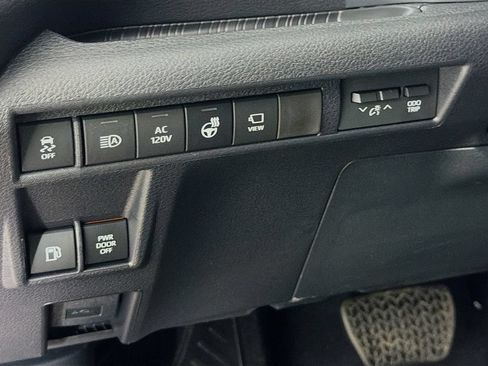 New 2026 Toyota Sienna Platinum AWD/4WD image 10