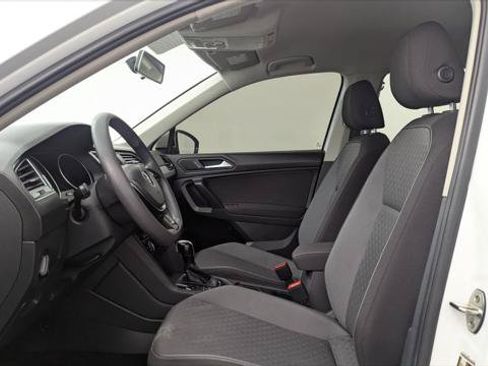 Used 2021 Volkswagen Tiguan S FWD image 16
