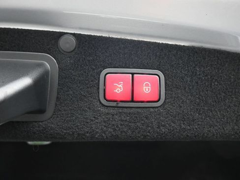 Used 2016 Mercedes-Benz S 550 4MATIC Sedan image 50