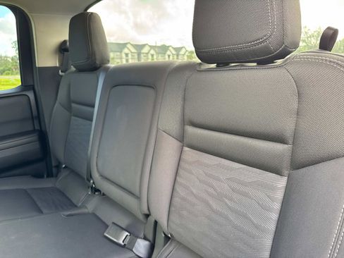 Used 2024 Nissan Frontier SV w/ Technology Package image 13