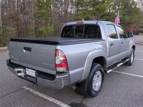 Used 2015 Toyota Tacoma PreRunner image 4