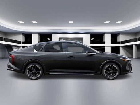 New 2025 Kia K4 GT-Line image 7