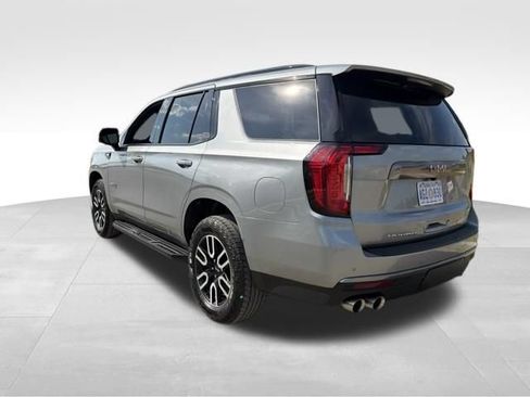 Used 2024 GMC Yukon AT4 w/ Technology Package AWD/4WD image 5