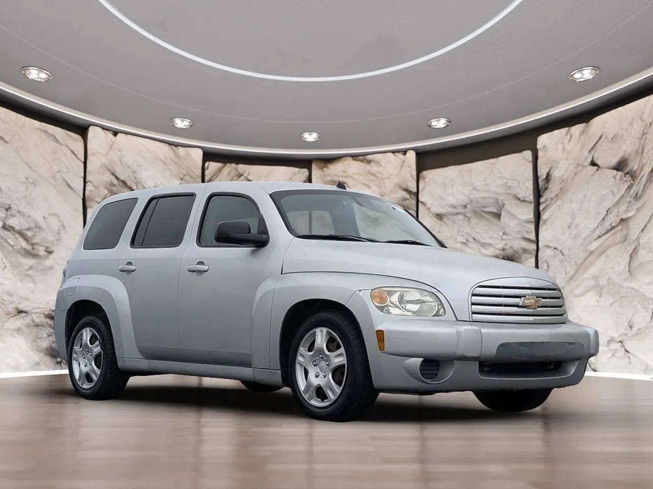 Used 2011 Chevrolet HHR LS FWD image 17