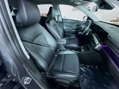 Certified 2025 Hyundai Kona Limited AWD/4WD image 34