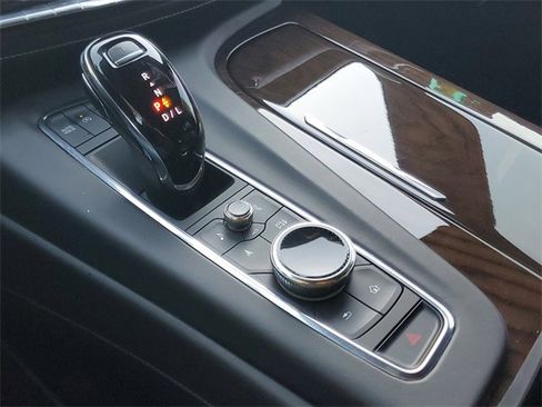 Certified 2023 Cadillac Escalade ESV Sport Platinum image 26