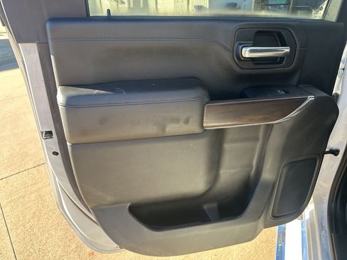 Used 2020 GMC Sierra 3500 SLT w/ SLT Premium Plus Package image 28