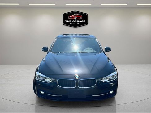 Used 2018 BMW 330i xDrive Sedan w/ Convenience Package AWD/4WD image 6