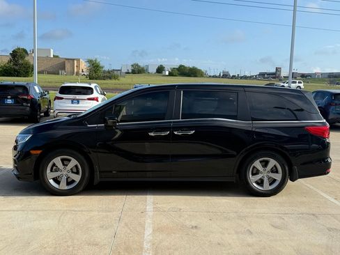 Used 2018 Honda Odyssey EX-L image 2