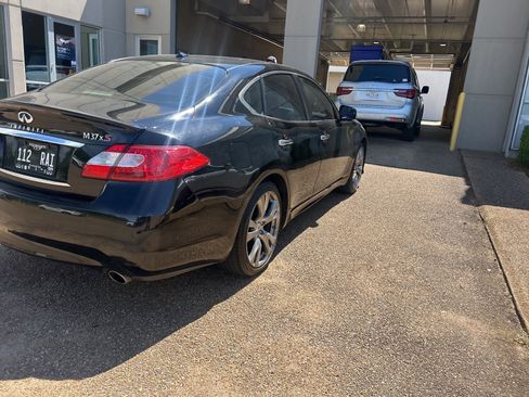 Used 2013 INFINITI M37 x w/ Premium Pkg image 12