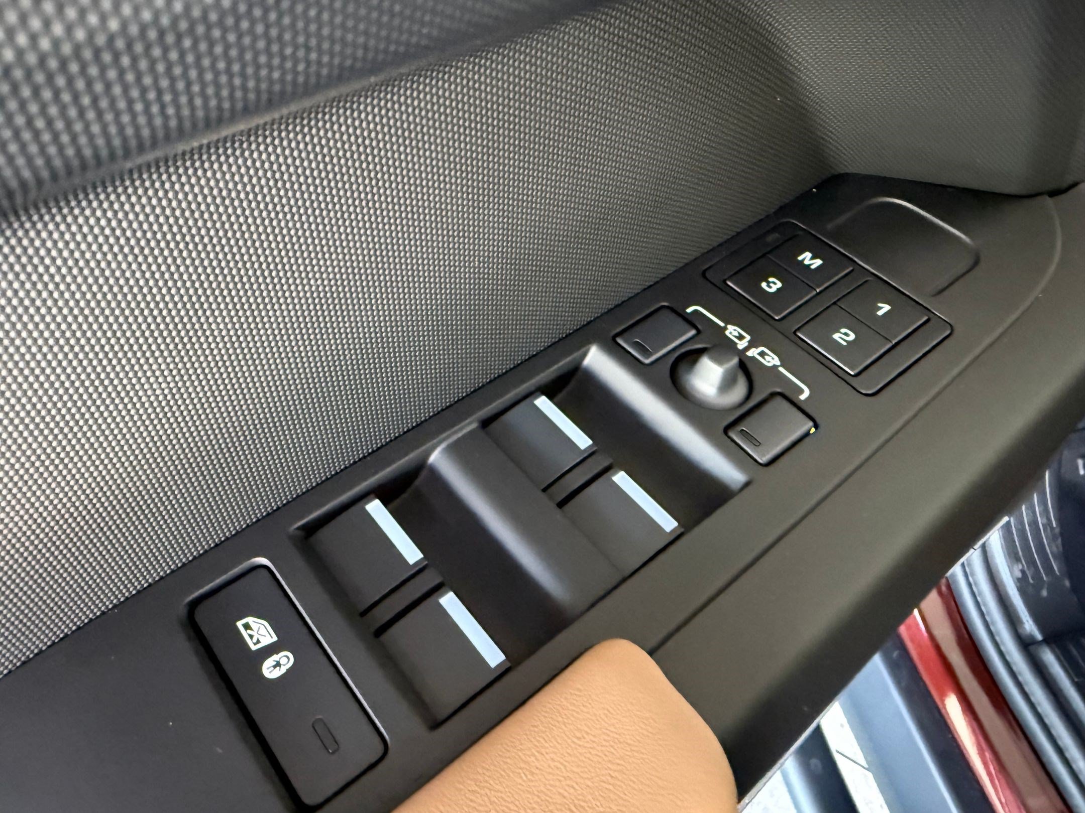 New 2026 Land Rover Defender 130 S AWD/4WD image 13