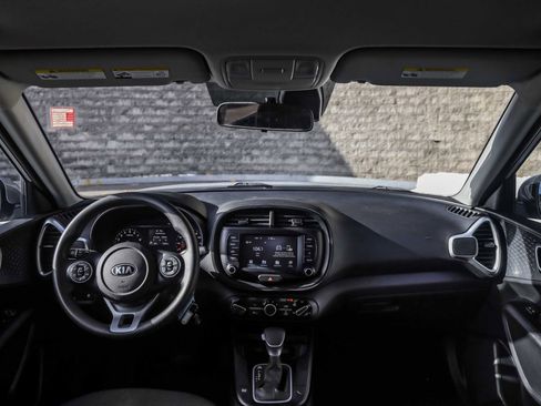 Used 2021 Kia Soul S image 25