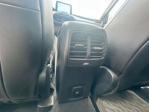 Used 2020 Ford Escape Titanium AWD/4WD image 25