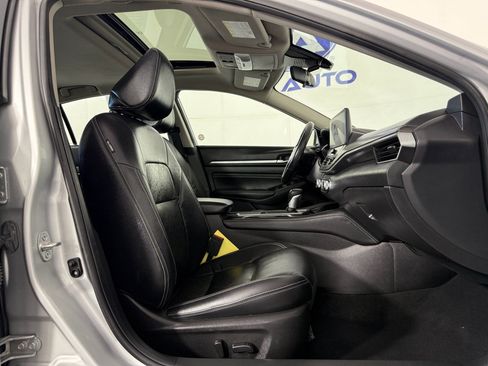 Used 2023 Nissan Altima 2.5 SL image 11