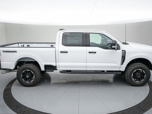 New 2026 Ford F250 XLT w/ Tremor Off-Road Package image 3