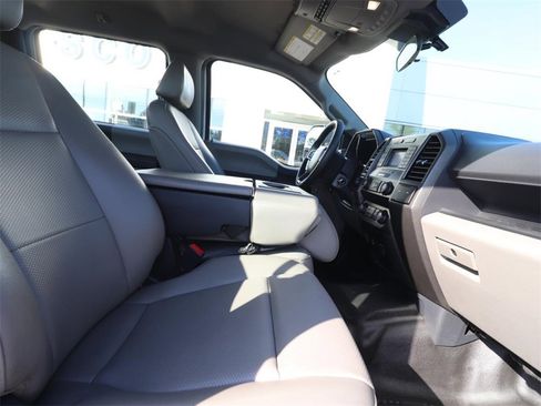 Certified 2022 Ford F450 XL w/ Power Equipment Group image 8