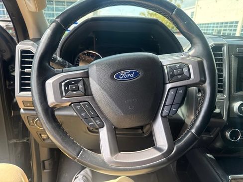 Used 2021 Ford Expedition Max Platinum RWD image 10