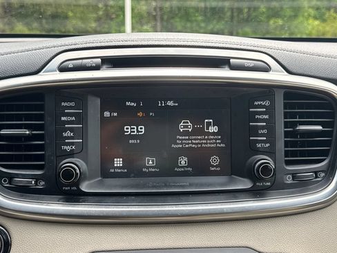 Used 2017 Kia Sorento EX w/ EX Premium Package FWD image 25