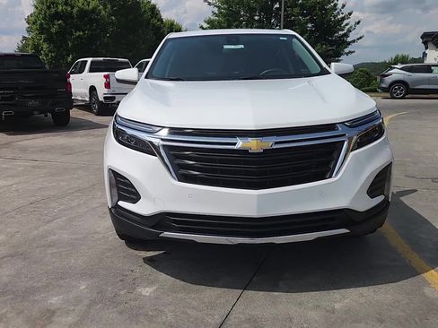 Used 2024 Chevrolet Equinox LT image 18